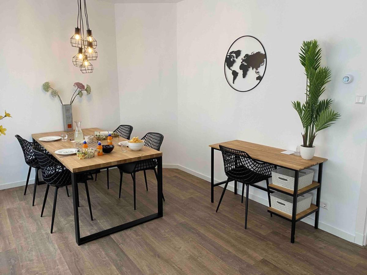 Haagshuisje- Eigen Appartement, Dichtbij Alles, Stijlvol Voorburg Exterior photo